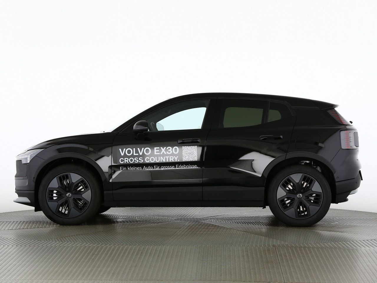 VOLVO EX30 CC E60 Twin Performance AWD, Elettrica, Auto dimostrativa, Automatico - 2