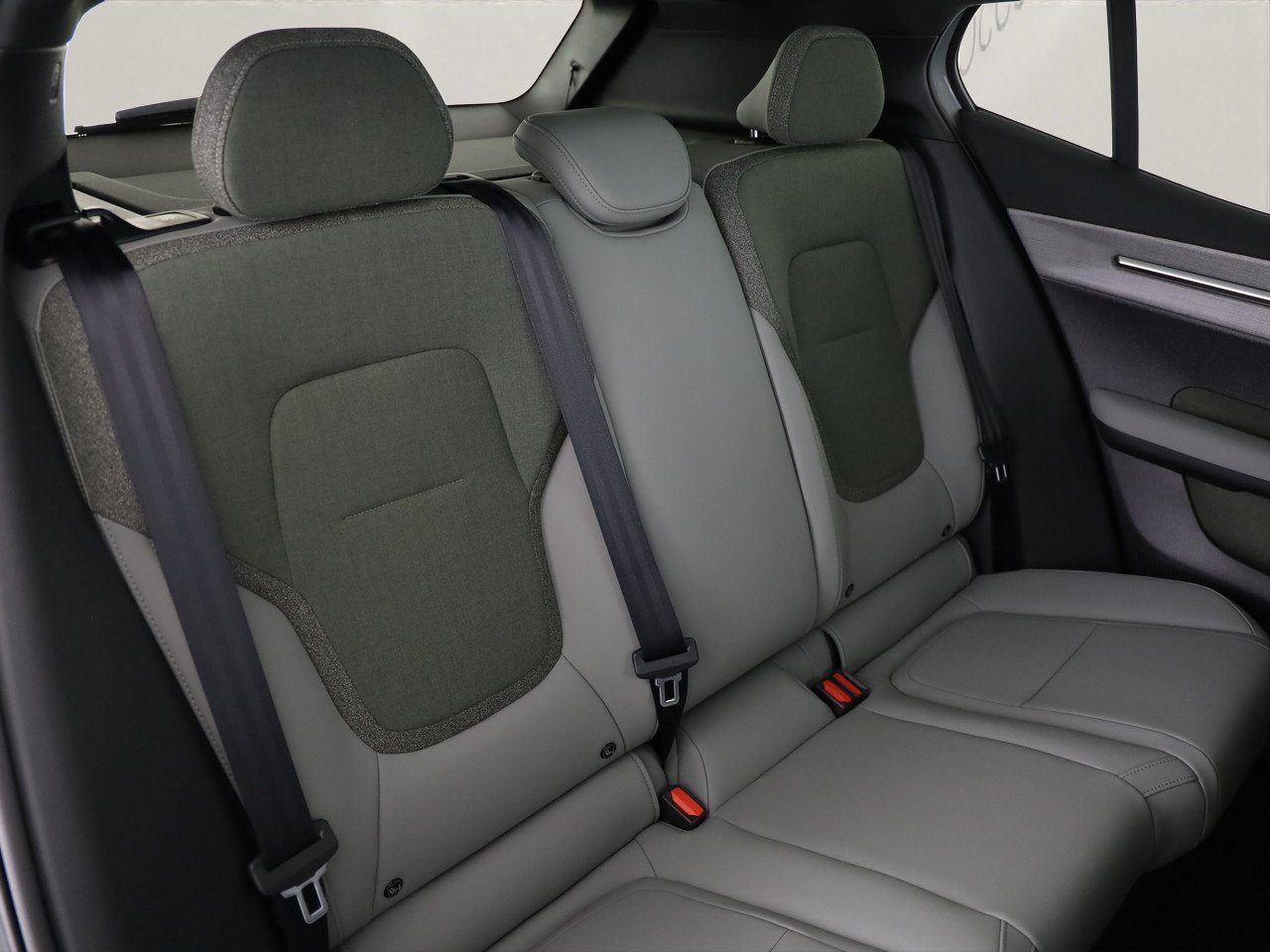 VOLVO EX30 CC E60 Twin Performance AWD, Elettrica, Auto dimostrativa, Automatico - 6