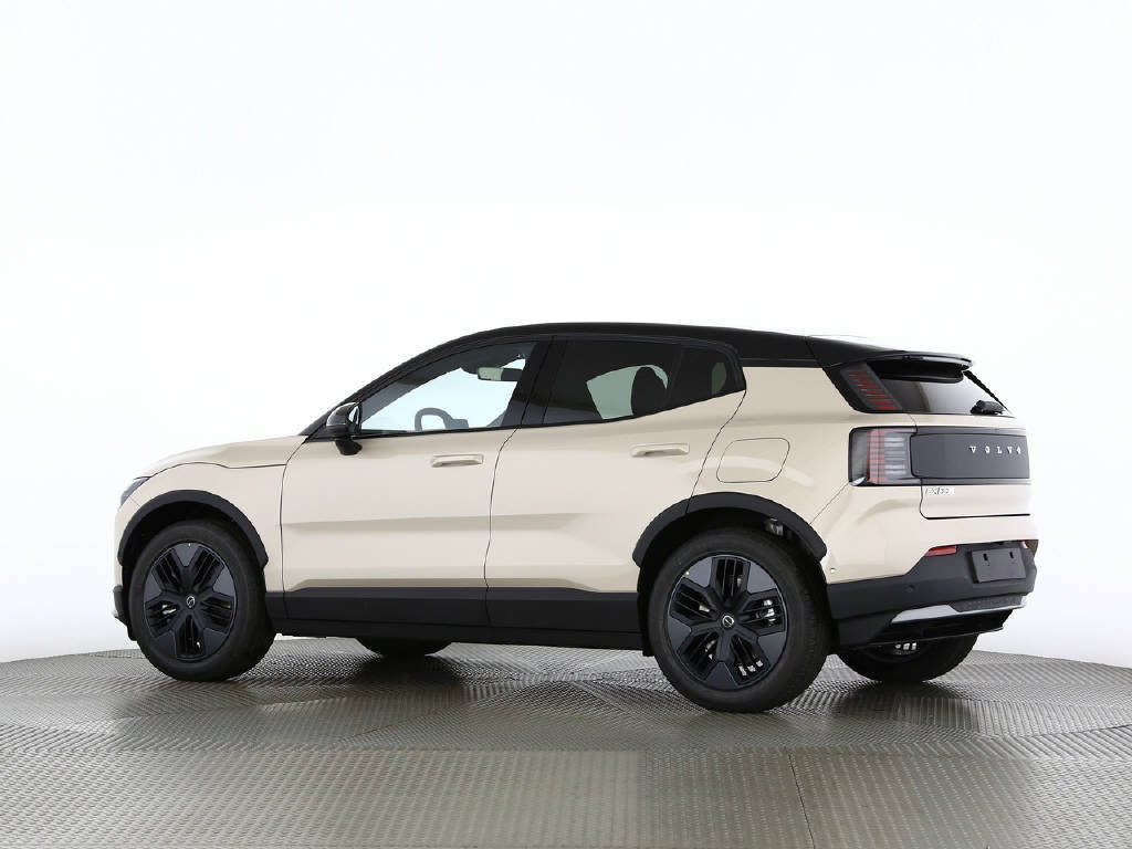 VOLVO EX30 CC E60 Twin Performance AWD, Elektro, Vorführwagen, Automatik - 4