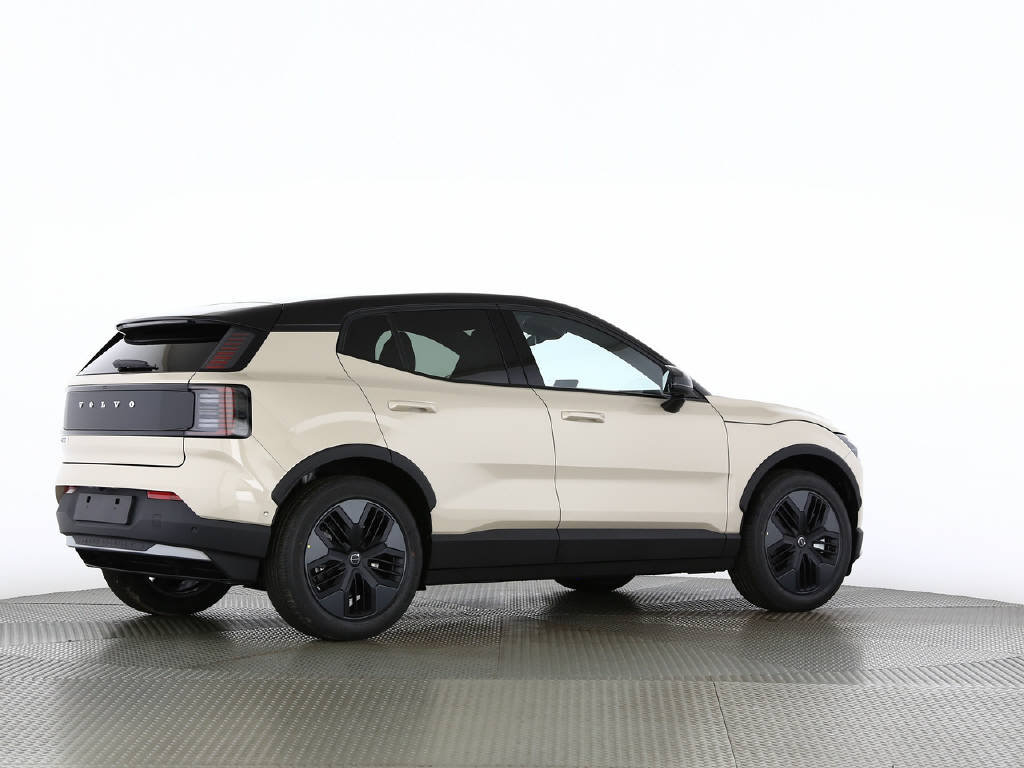 VOLVO EX30 CC E60 Twin Performance AWD, Elektro, Vorführwagen, Automatik - 7
