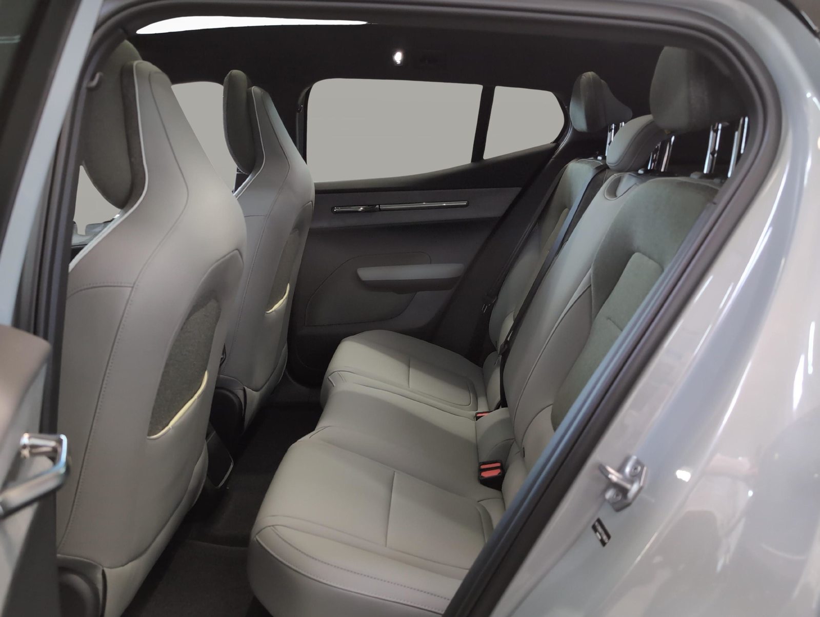 VOLVO EX30 CC E60 Twin Performance AWD, Electric, Ex-demonstrator, Automatic - 6