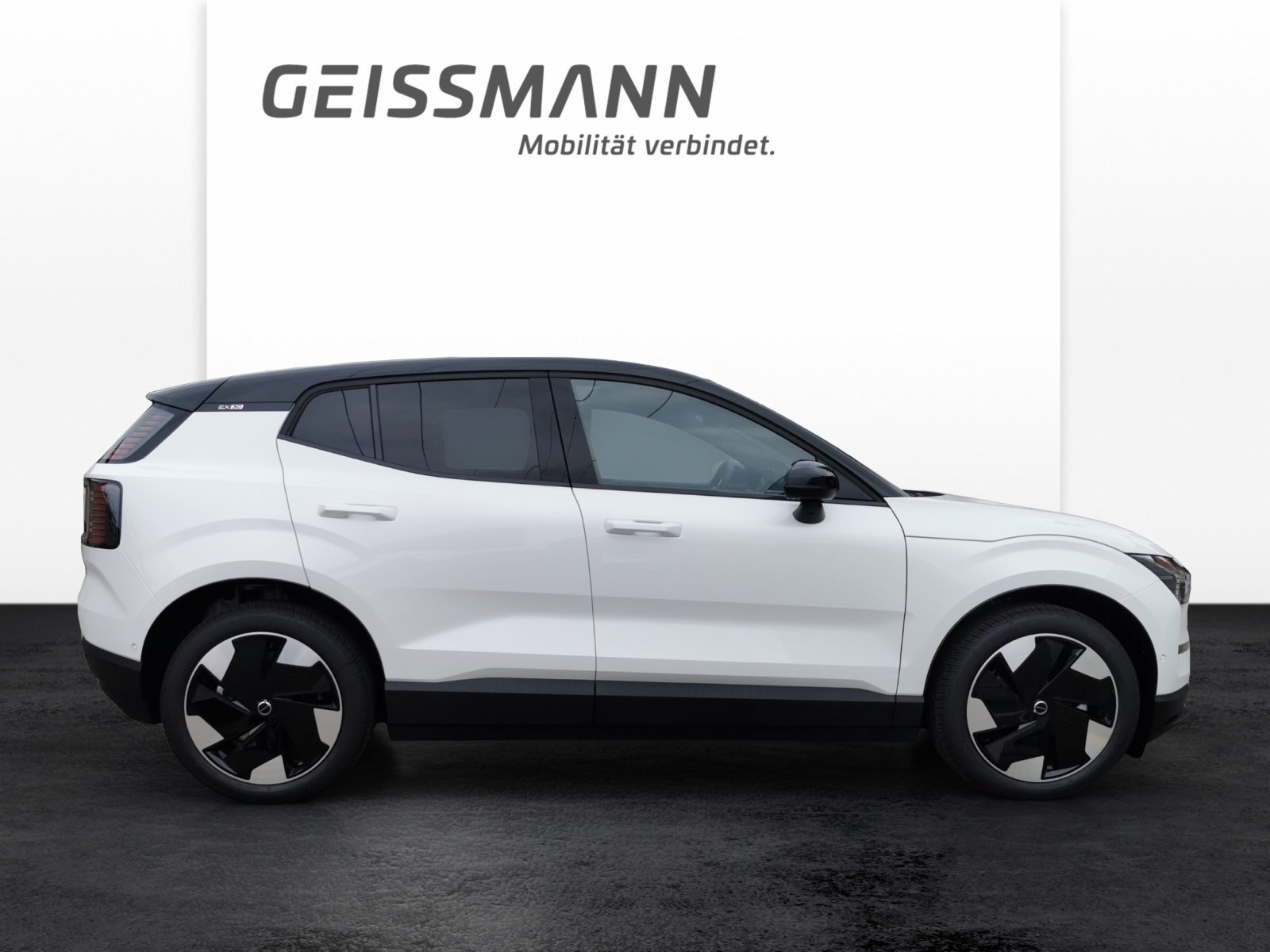VOLVO EX30 E60 Ultra, Electric, Ex-demonstrator, Automatic - 4