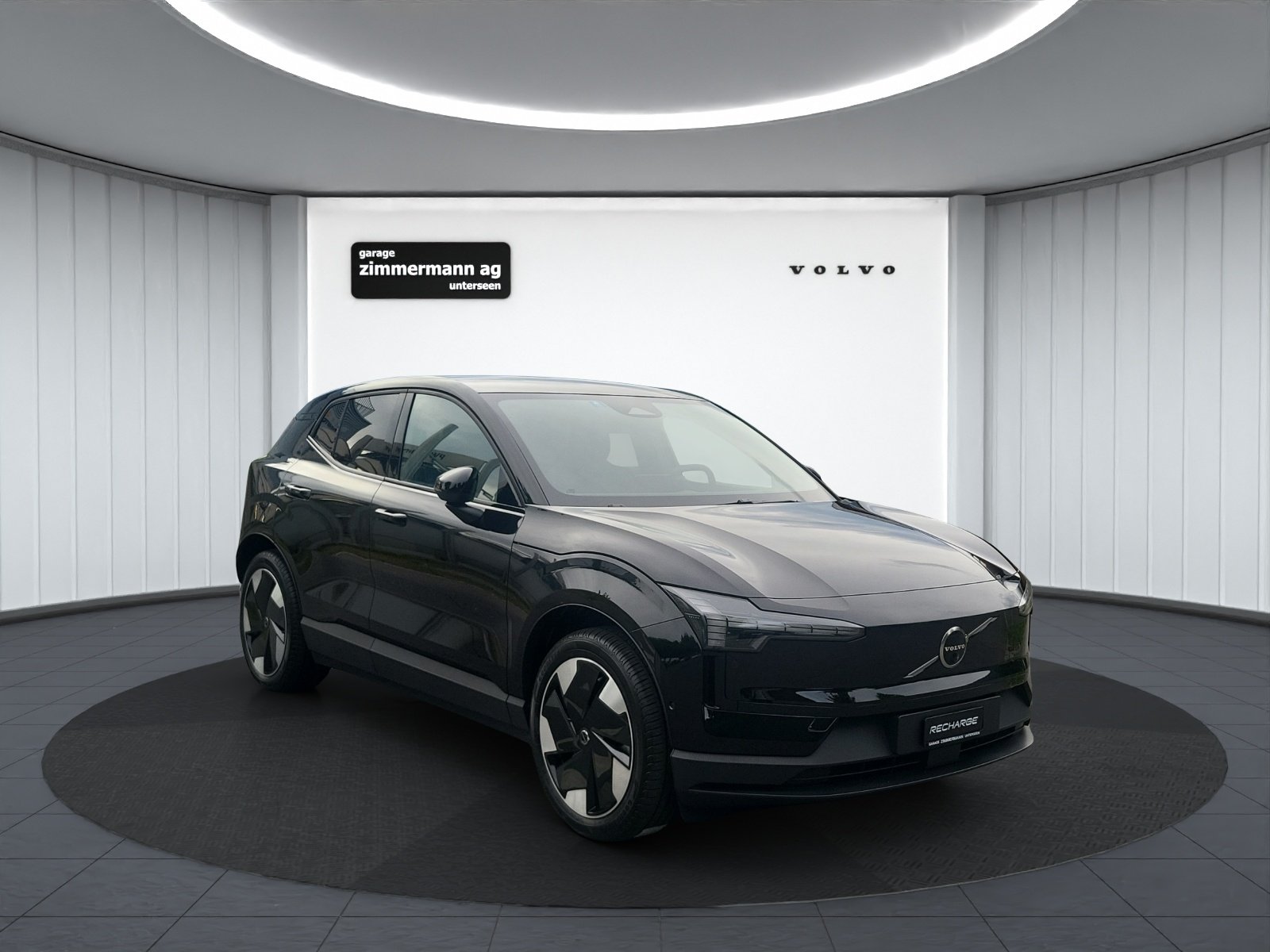 VOLVO EX30 E60 Twin Ultra Performance AWD, Electric, Ex-demonstrator, Automatic - 3