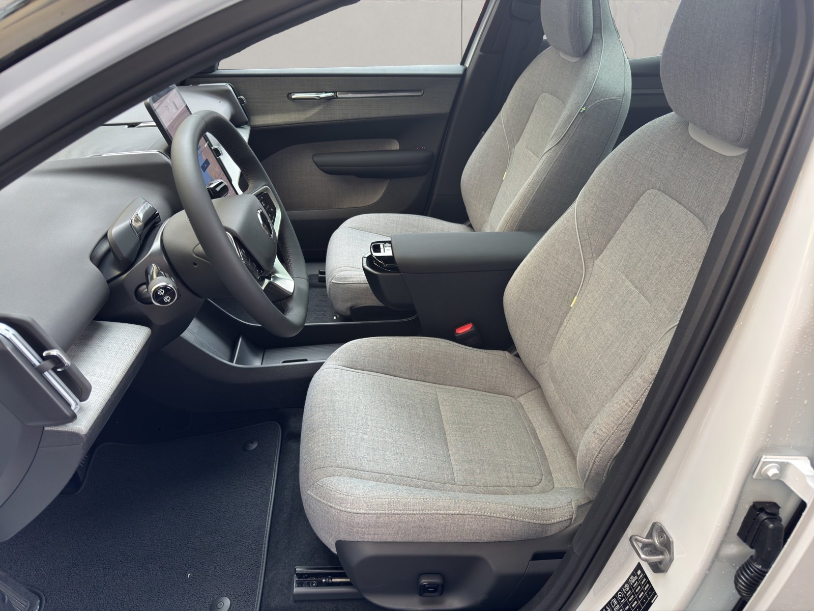 VOLVO EX30 E60 Twin Ultra Performance AWD, Elektro, Vorführwagen, Automatik - 5