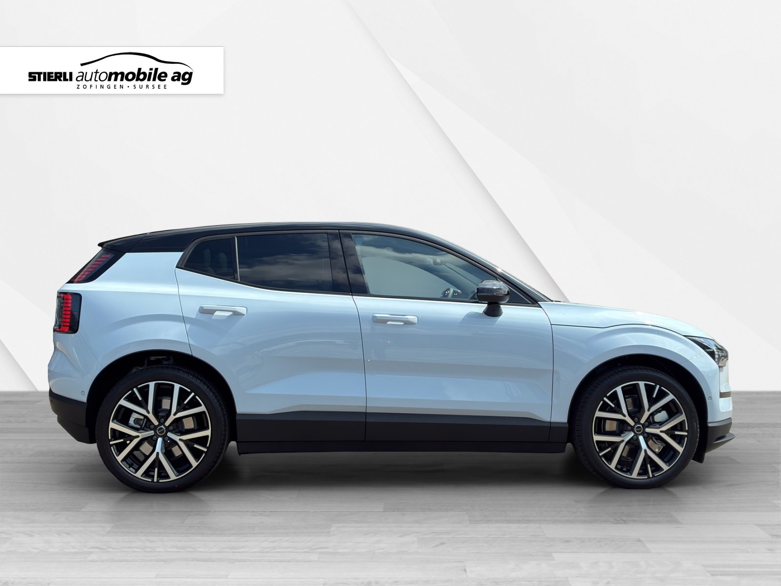 VOLVO EX30 E60 Twin Ultra Performance AWD, Electric, Ex-demonstrator, Automatic - 4