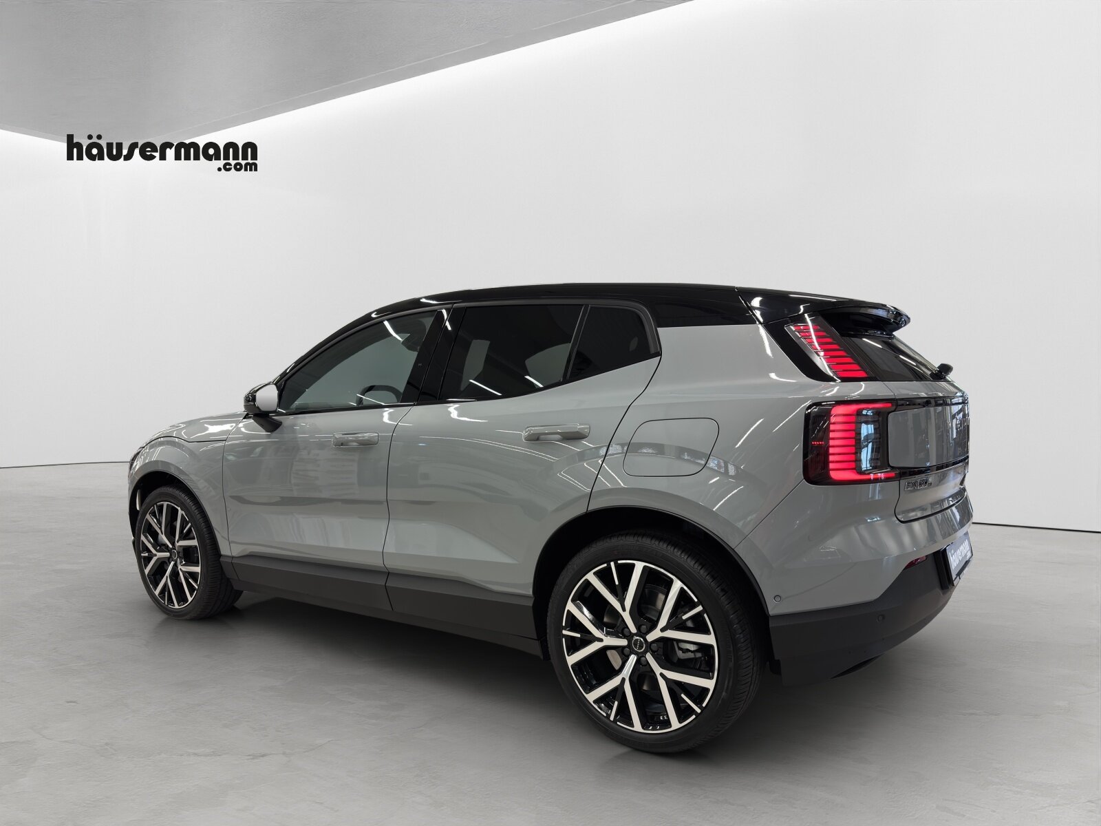 VOLVO EX30 P8 Ultra AWD, Electric, Ex-demonstrator, Automatic - 3