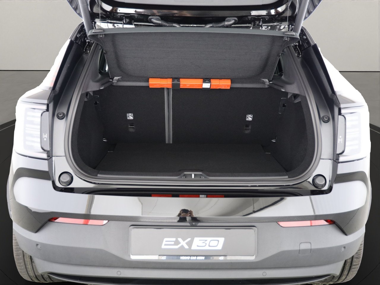 VOLVO EX30 E60 Twin Ultra Performance, Électrique, Voiture nouvelle, Automatique - 4