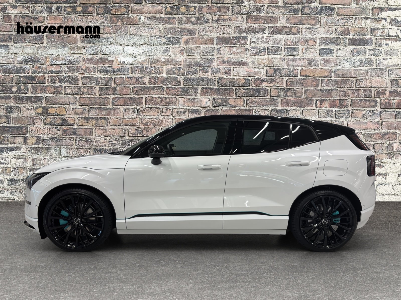 VOLVO EX30 E60 Twin Ultra Performance AWD Spezial Edition häuserm, Elektro, Neuwagen, Automat - 2