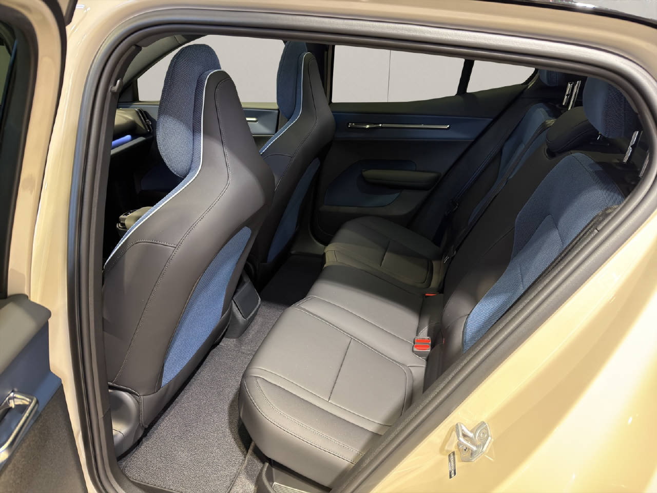 VOLVO EX30 E60 Twin Ultra Performance AWD, Electric, New car, Automatic - 7