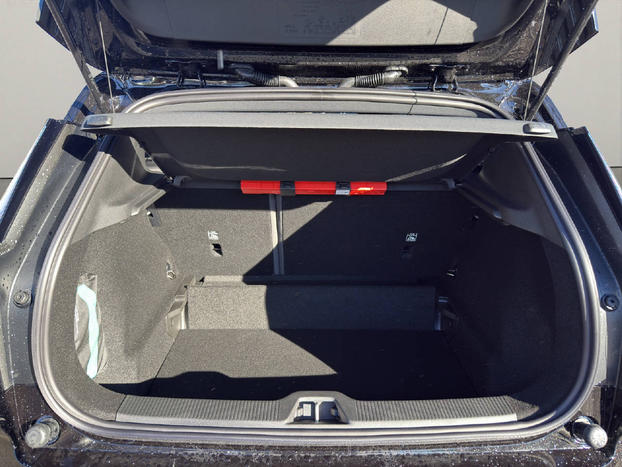 VOLVO EX30 E40 Core XCITE, Electric, New car, Automatic - 7