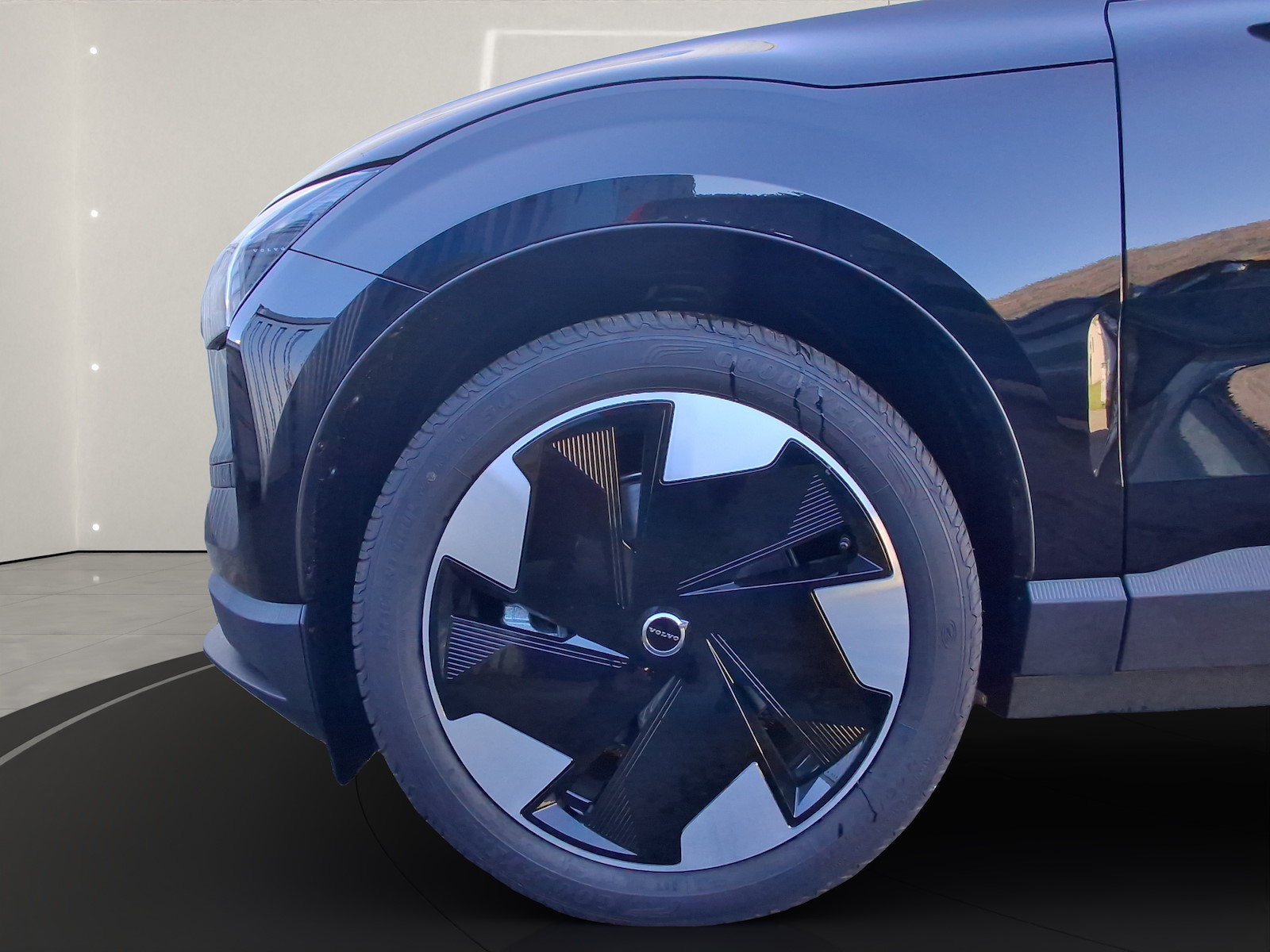 VOLVO EX30 E60 Plus, Electric, New car, Automatic - 4