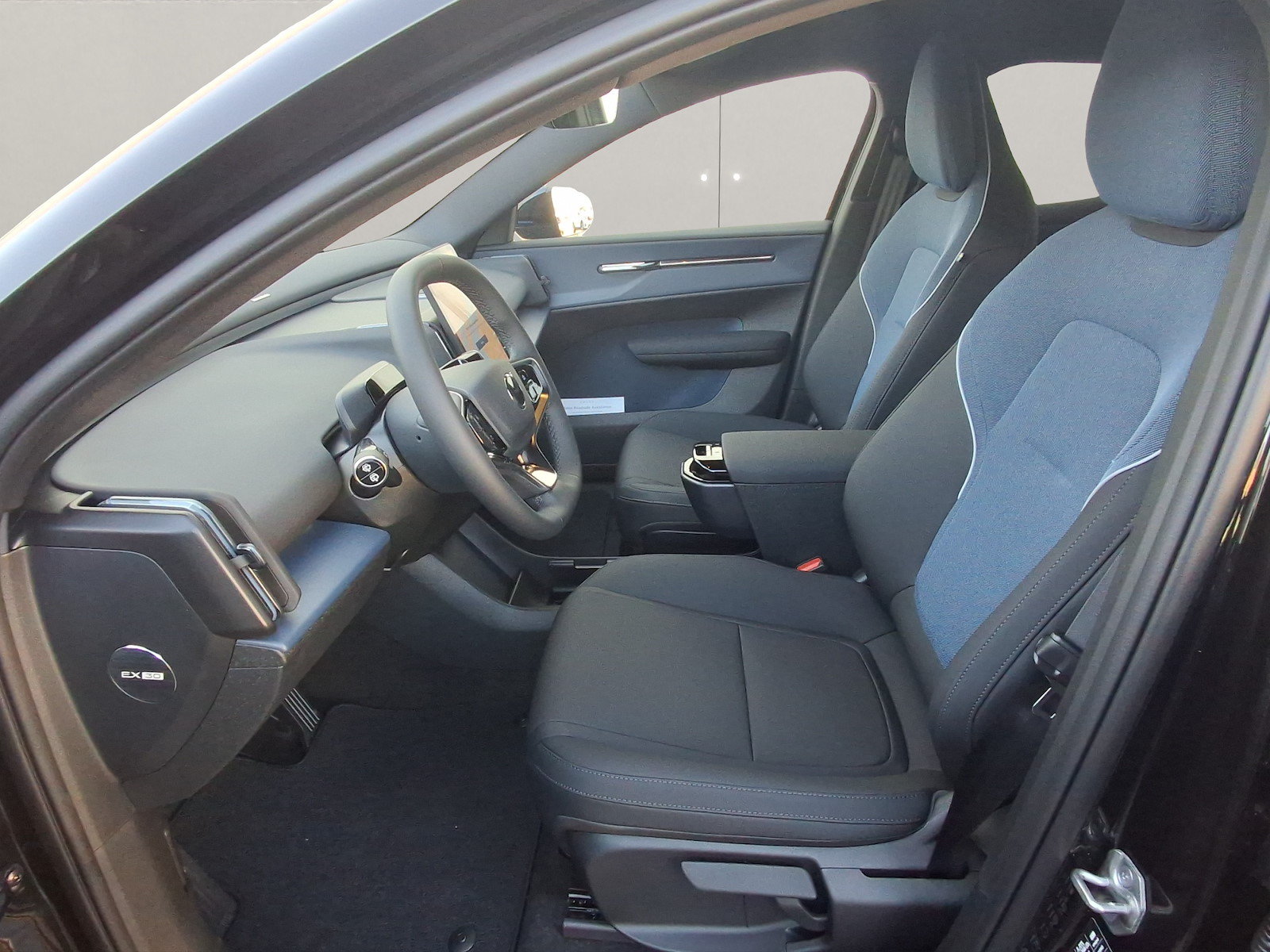 VOLVO EX30 E60 Plus, Electric, New car, Automatic - 7