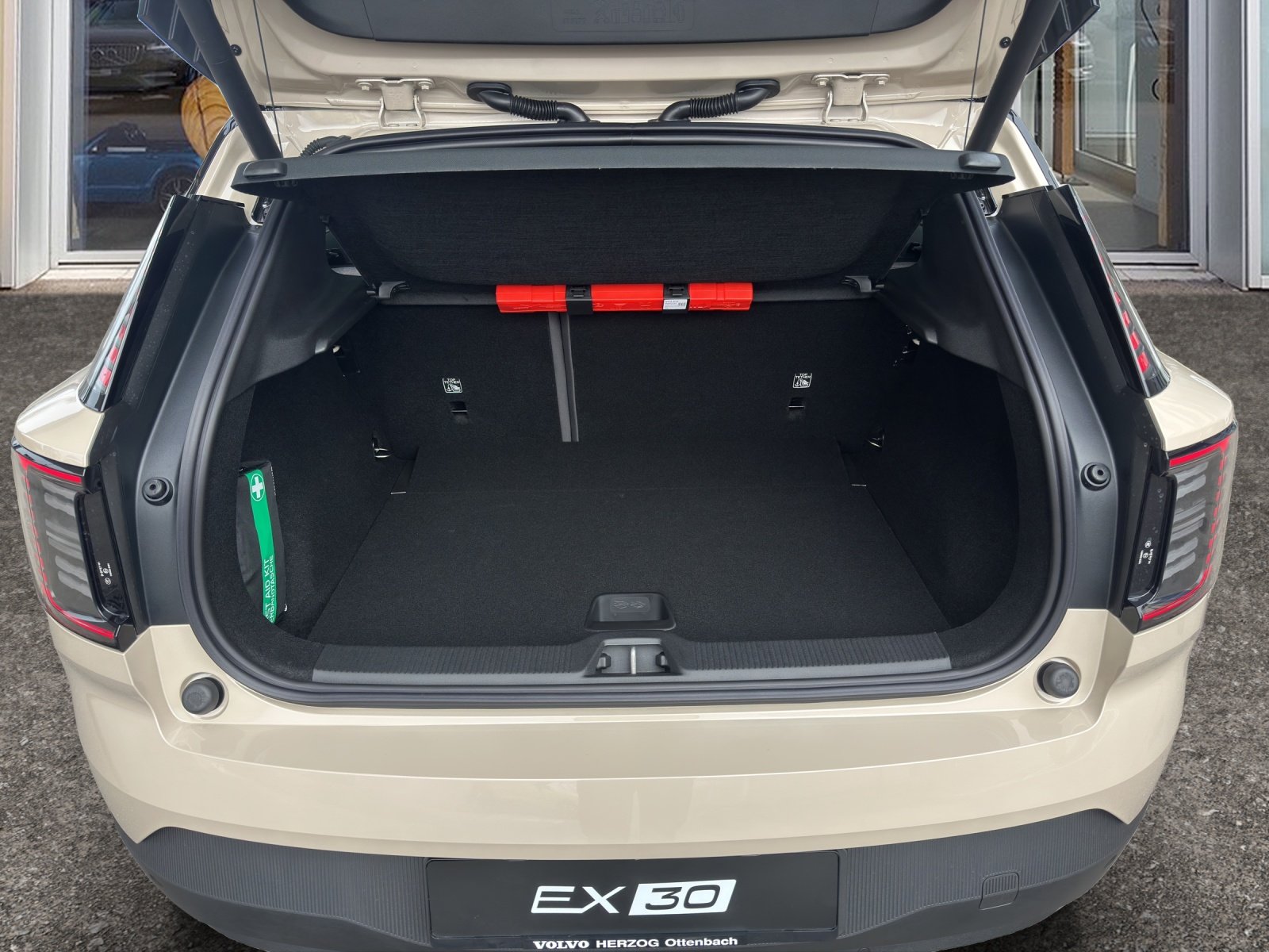 VOLVO EX30 E60 Twin Ultra Performance AWD, Elektro, Neuwagen, Automat - 7