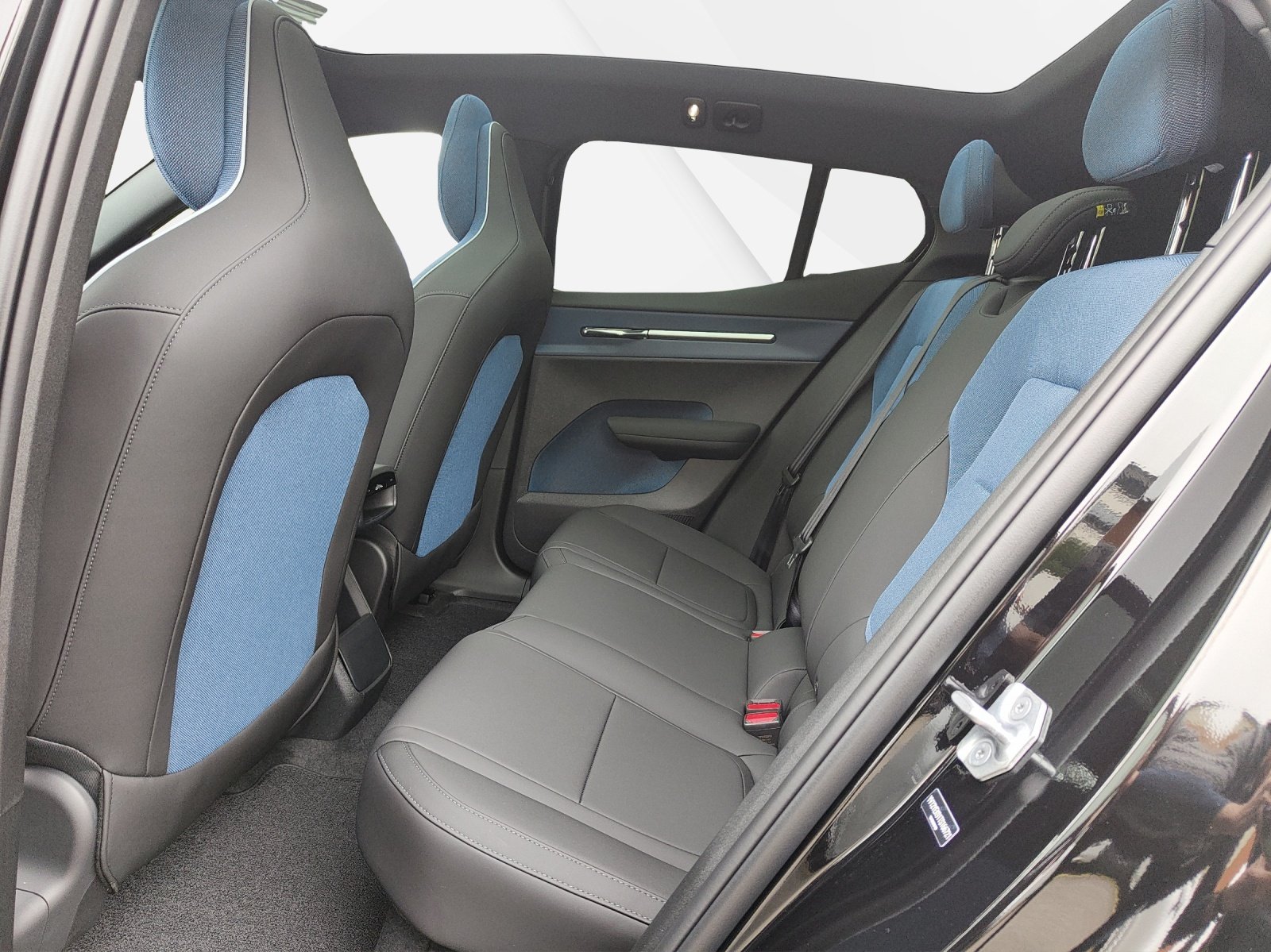 VOLVO EX30 CC E60 Twin Performance AWD, Elektro, Neuwagen, Automat - 5