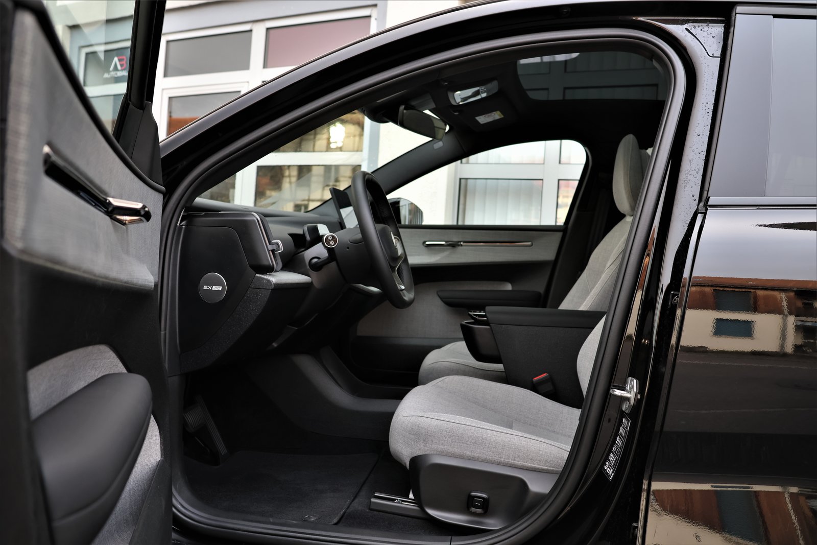 VOLVO EX30 E60 69kWh Twin Ultra Performance AWD, Elektro, Occasion / Gebraucht, Automat - 7