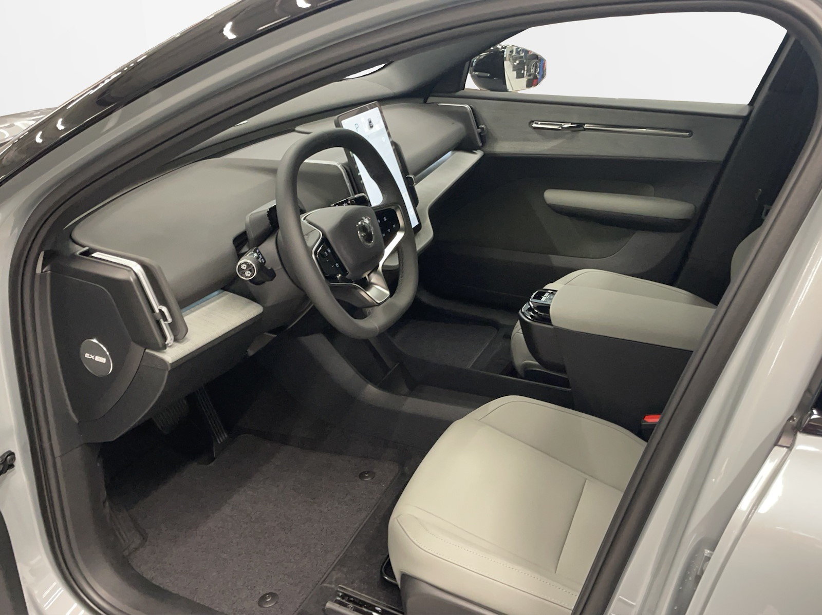 VOLVO EX30 E40 Plus, Elettrica, Auto dimostrativa, Automatico - 4