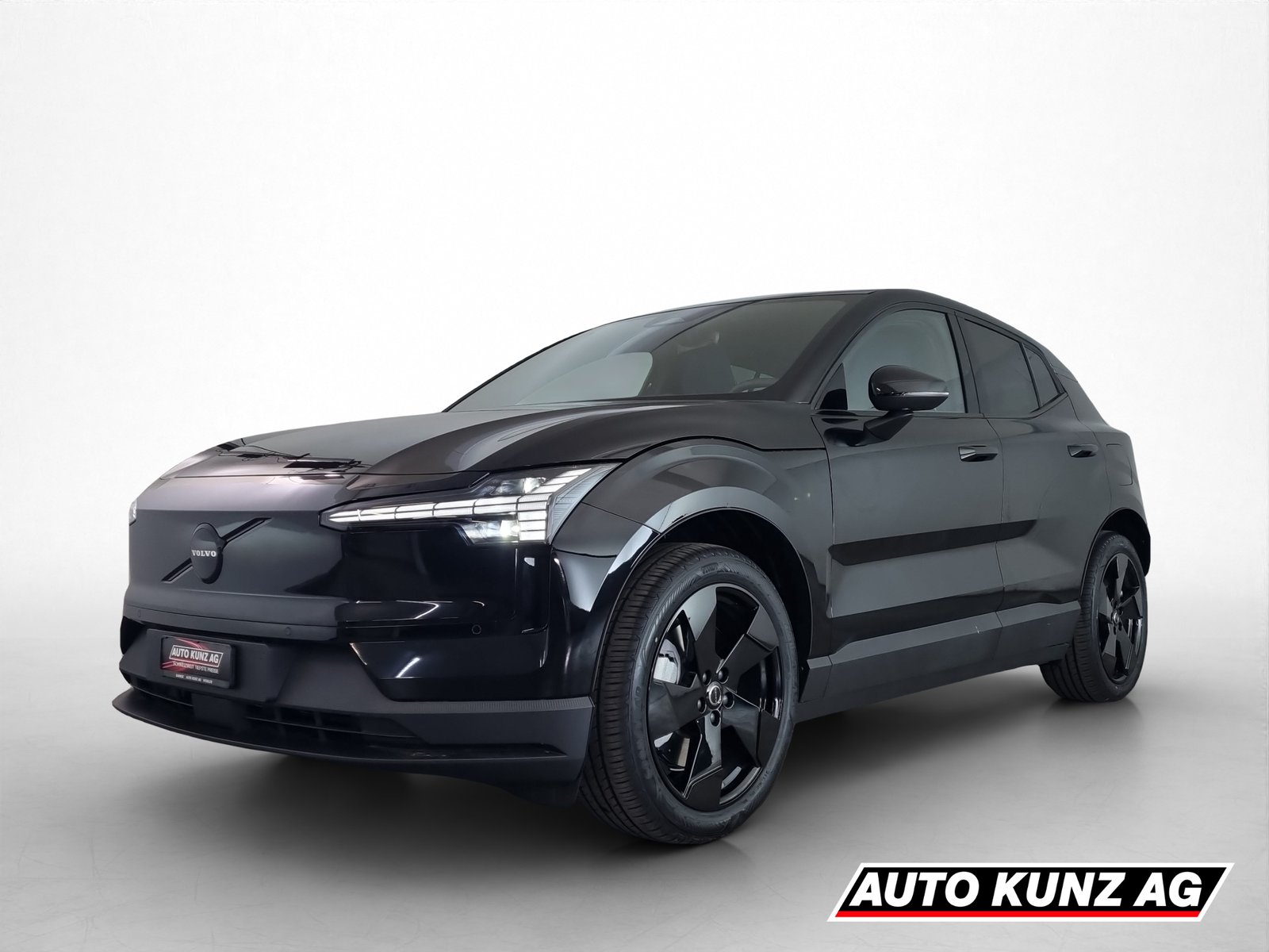 VOLVO EX 30 Twin Motor Performance Plus AWD