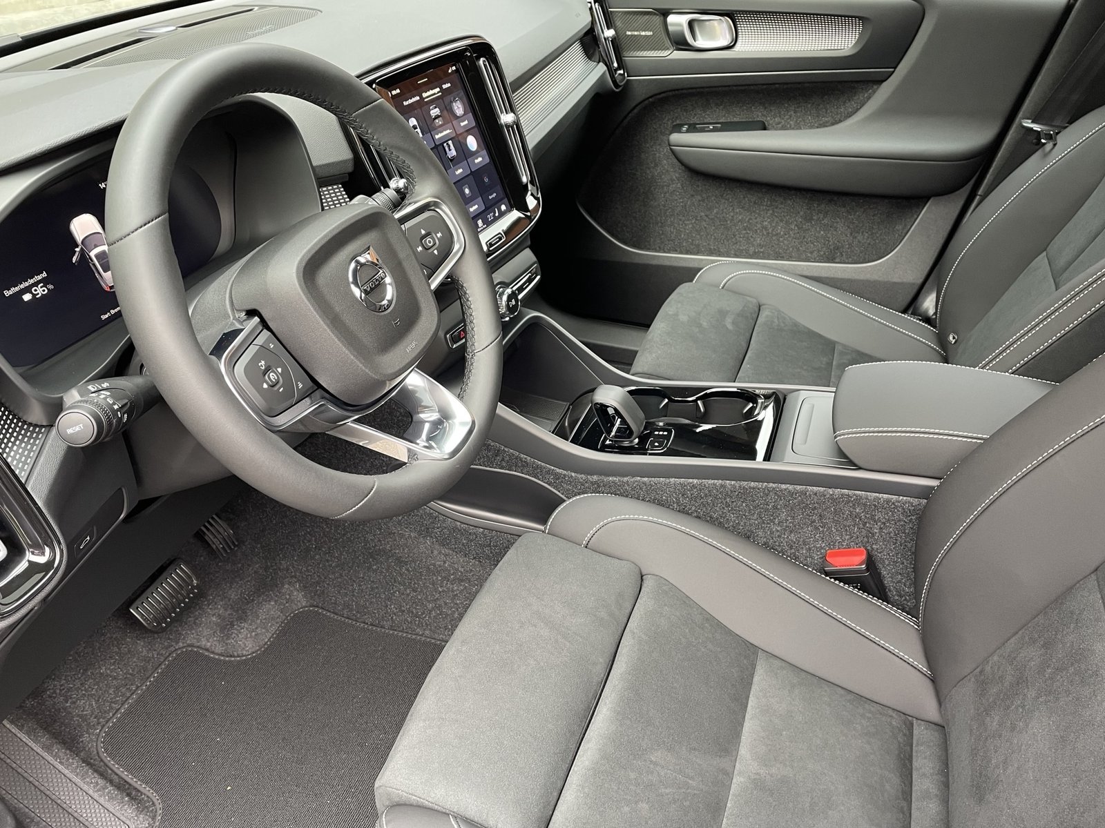 VOLVO EX40 Twin Ultra AWD, Electric, New car, Automatic - 4