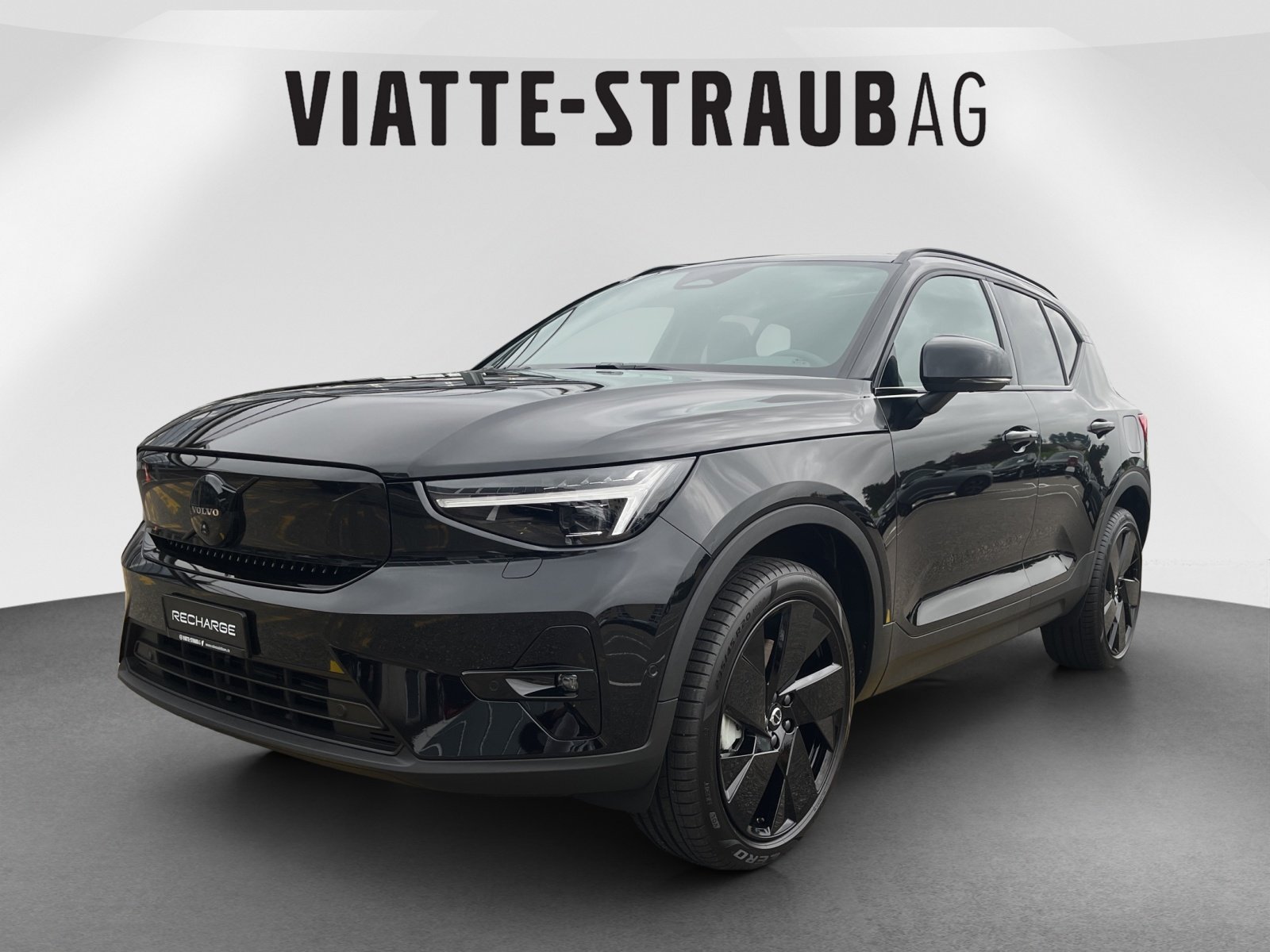 VOLVO EX40 Twin Black Edition AWD
