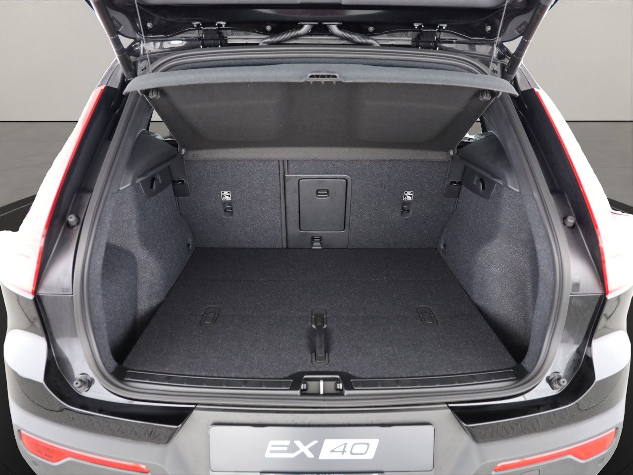 VOLVO EX40 Twin Performance Ultra AWD, Elettrica, Auto nuove, Automatico - 5