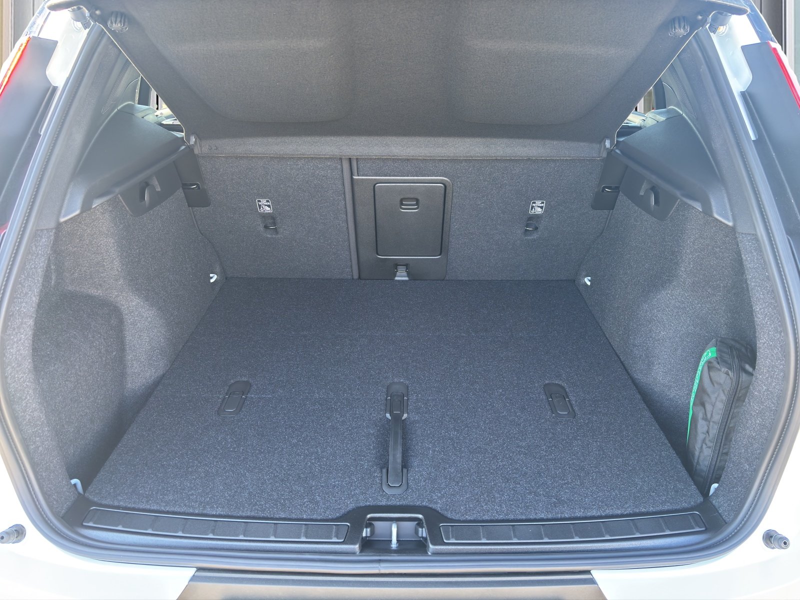 VOLVO EX40 Twin XCENTRIC Edition AWD, Électrique, Voiture nouvelle, Automatique - 7