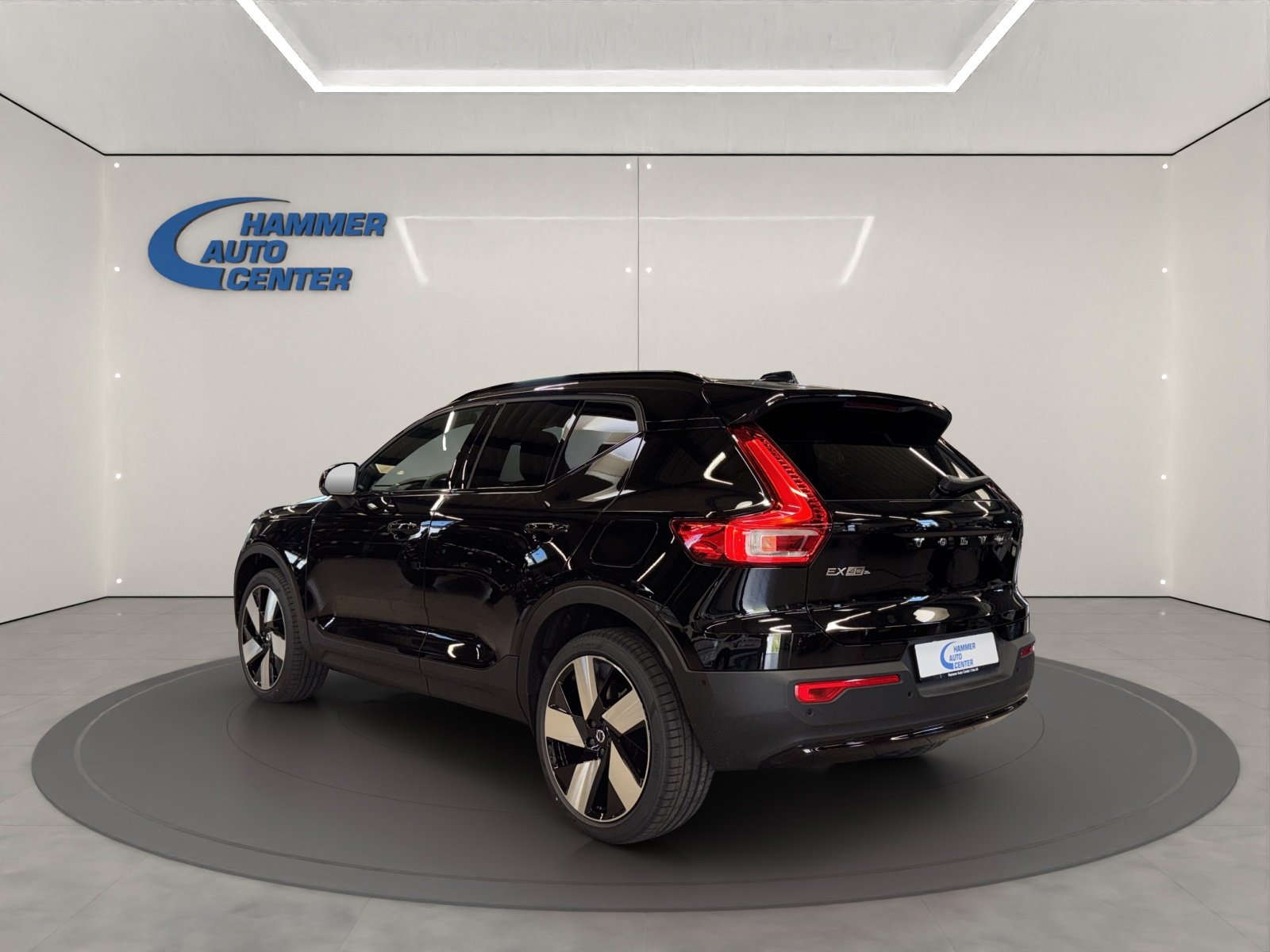 VOLVO EX40 Twin XCENTRIC Edition AWD, Elektro, Neuwagen, Automatik - 3