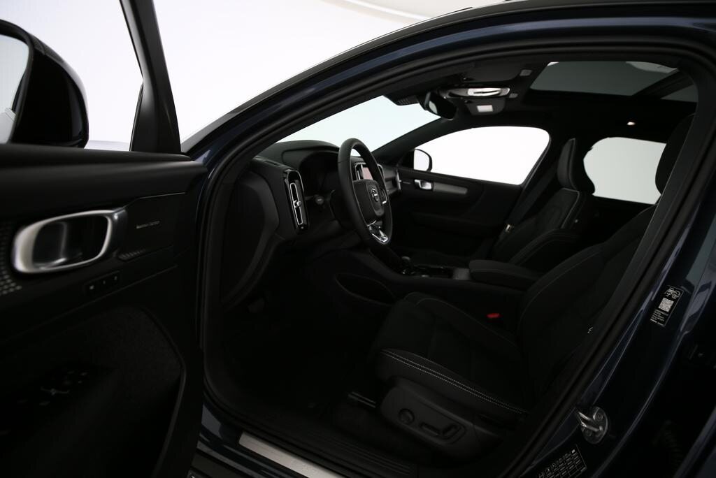 VOLVO EX40 Twin Black Edition AWD, Elektro, Neuwagen, Automatik - 4