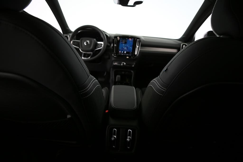 VOLVO EX40 Twin Black Edition AWD, Elektro, Neuwagen, Automatik - 7