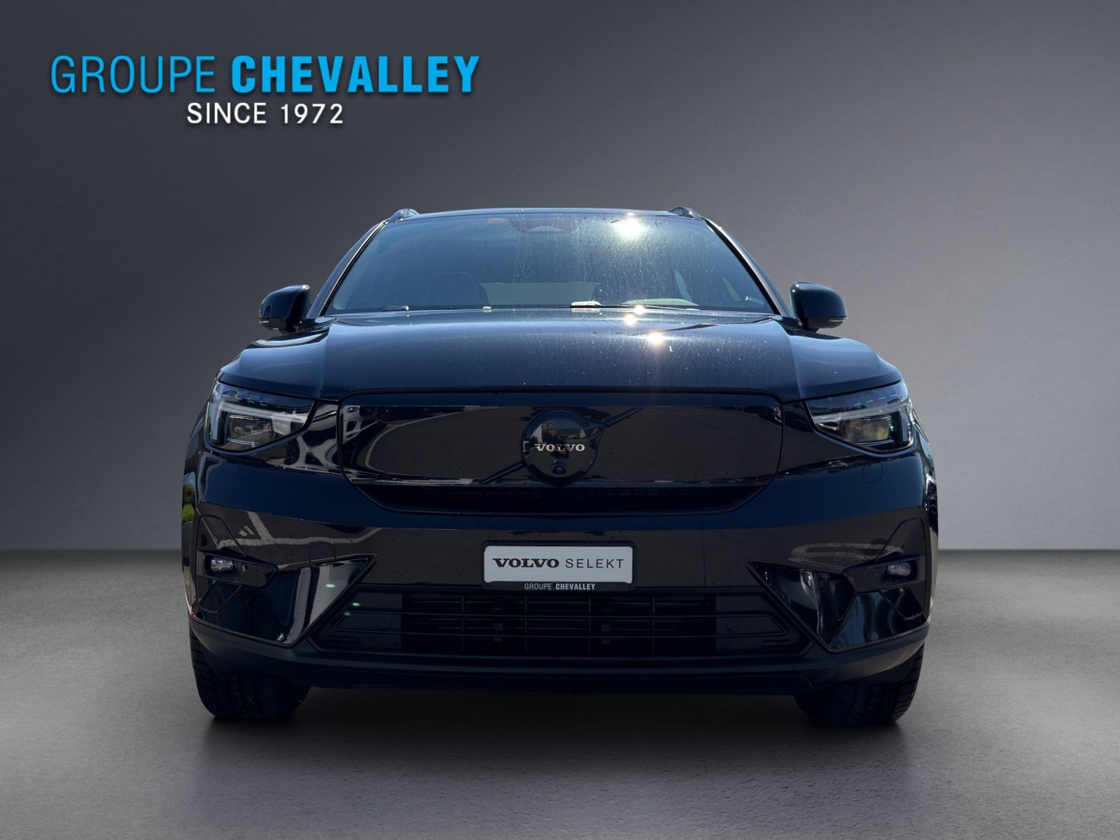 VOLVO EX40 82kWh Twin Motor Performance AWD Xcentric Black E, Electric, Second hand / Used, Automatic - 2