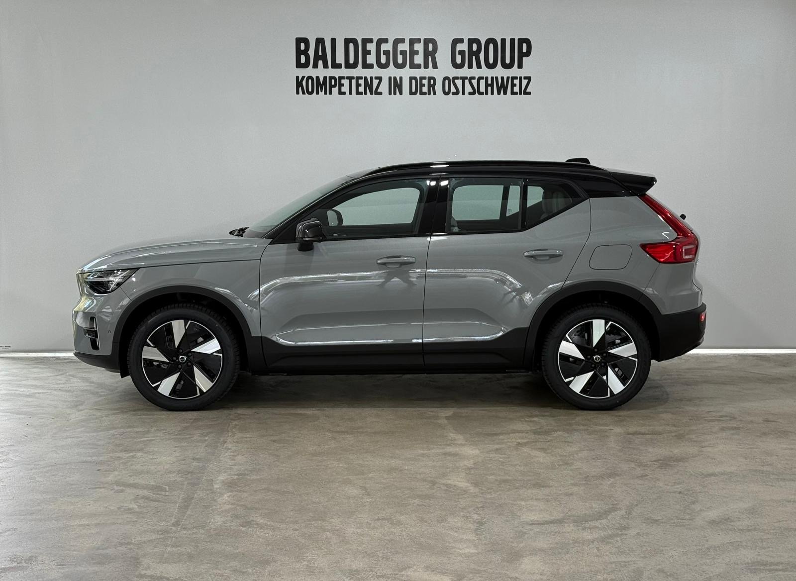 VOLVO EX40 Twin Ultra AWD, Elektro, Vorführwagen, Automatik - 2