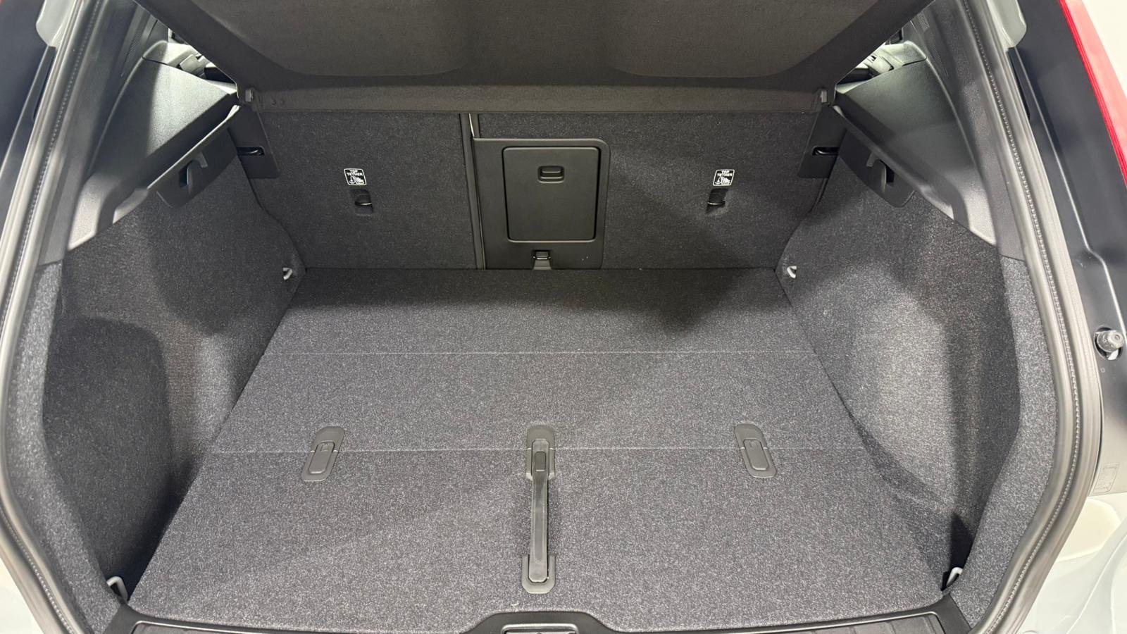 VOLVO EX40 Twin Ultra AWD, Elektro, Vorführwagen, Automatik - 7