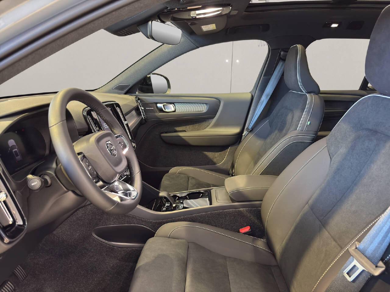 VOLVO EX40 Twin Ultra AWD, Electric, Ex-demonstrator, Automatic - 5