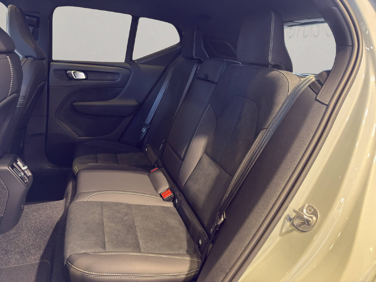 VOLVO EX40 Twin Ultra AWD, Electric, Ex-demonstrator, Automatic - 6
