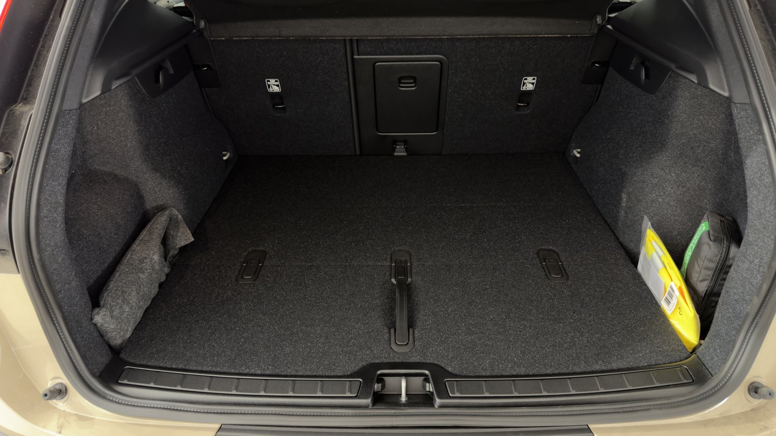 VOLVO EX40 Twin Ultra AWD, Electric, Ex-demonstrator, Automatic - 7