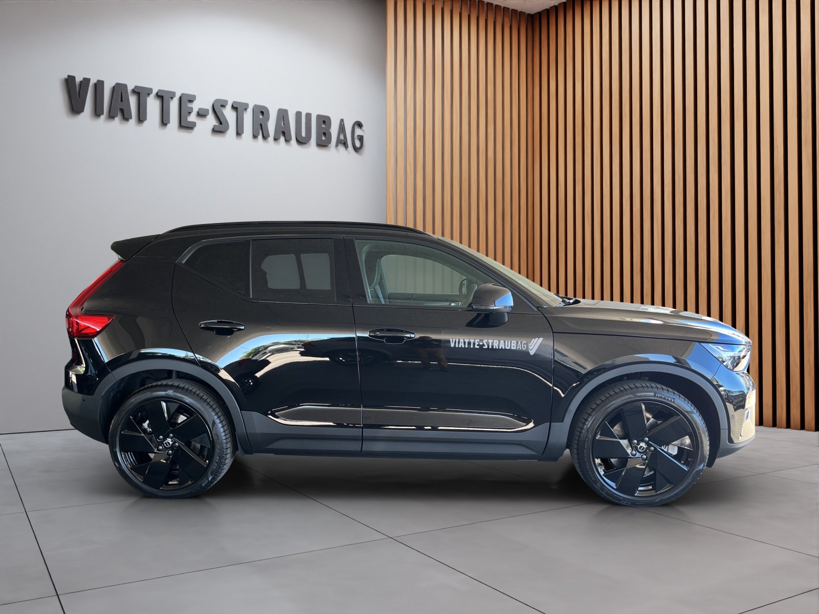 VOLVO EX40 Twin Black Edition AWD, Electric, Ex-demonstrator, Automatic - 6