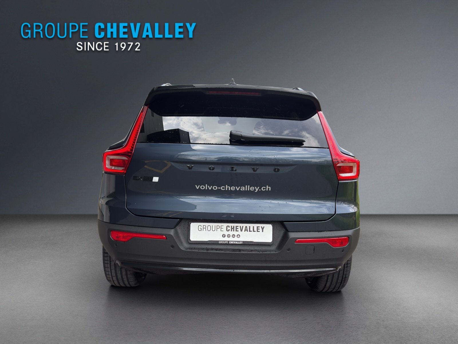 VOLVO EX40 82kWh Twin Motor Performance AWD Xcentric Black E, Electric, Ex-demonstrator, Automatic - 5