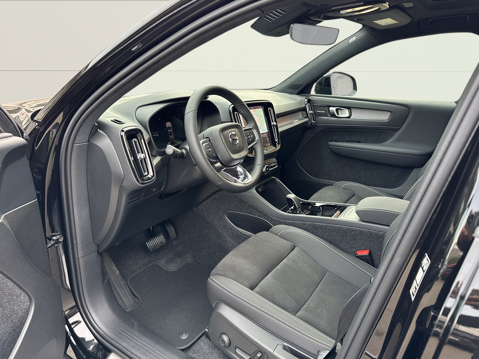 VOLVO EX40 Twin Black Edition AWD, Elektro, Vorführwagen, Automatik - 7