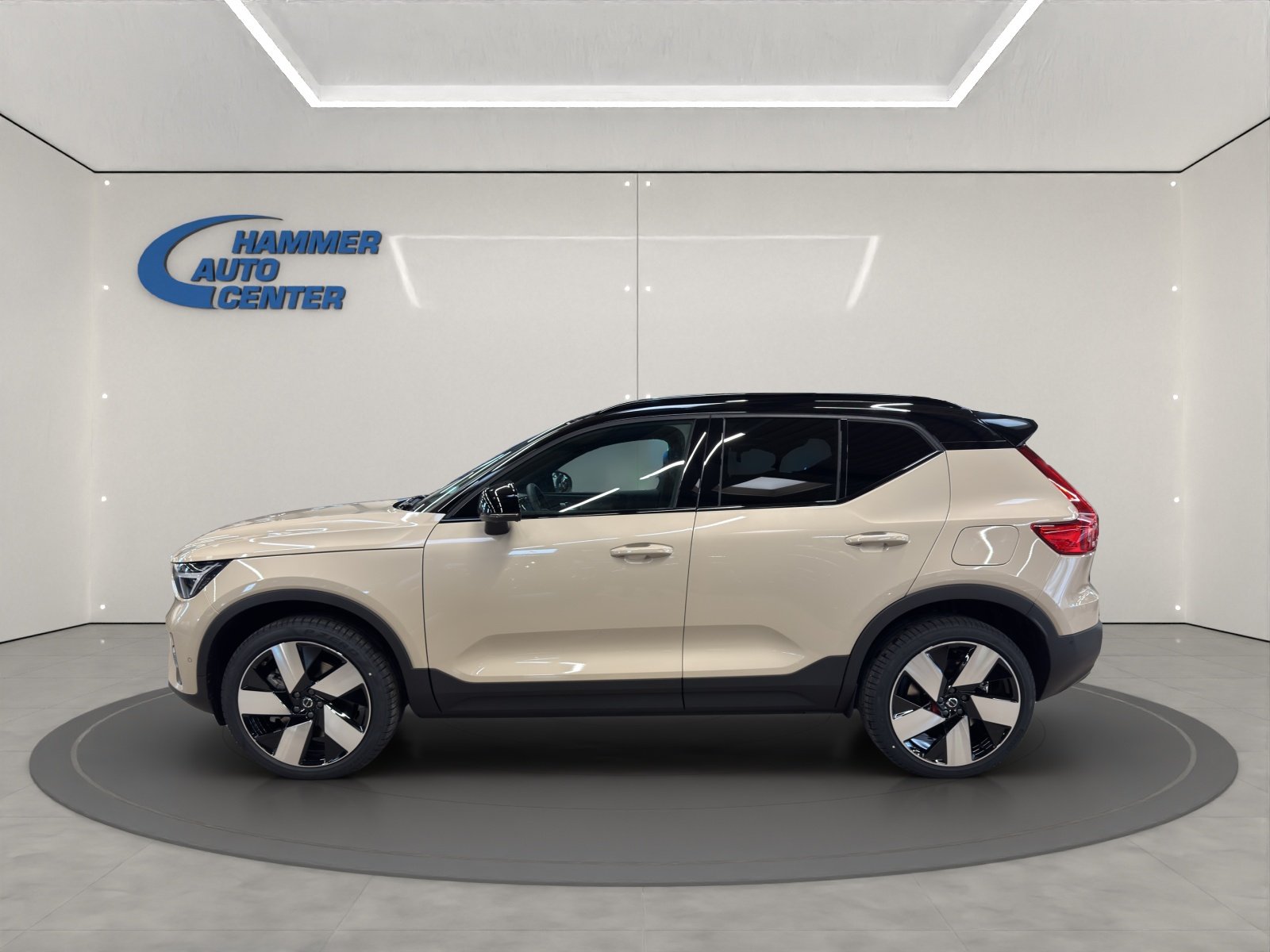 VOLVO EX40 Twin Ultra AWD, Electric, Ex-demonstrator, Automatic - 2
