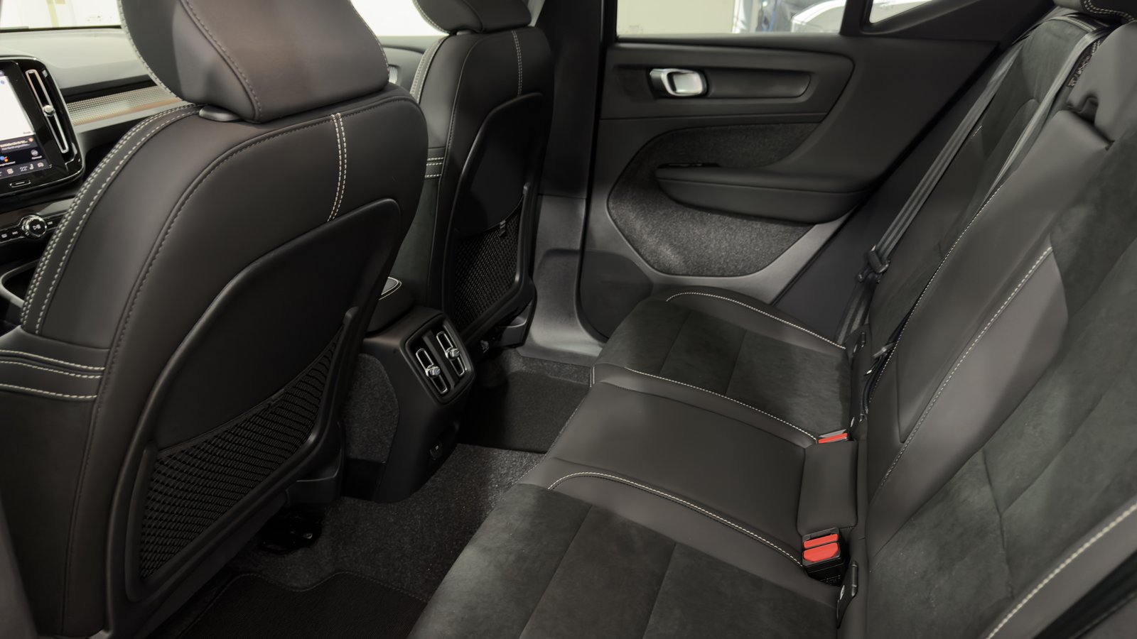 VOLVO EX40 Twin Ultra AWD, Electric, New car, Automatic - 6