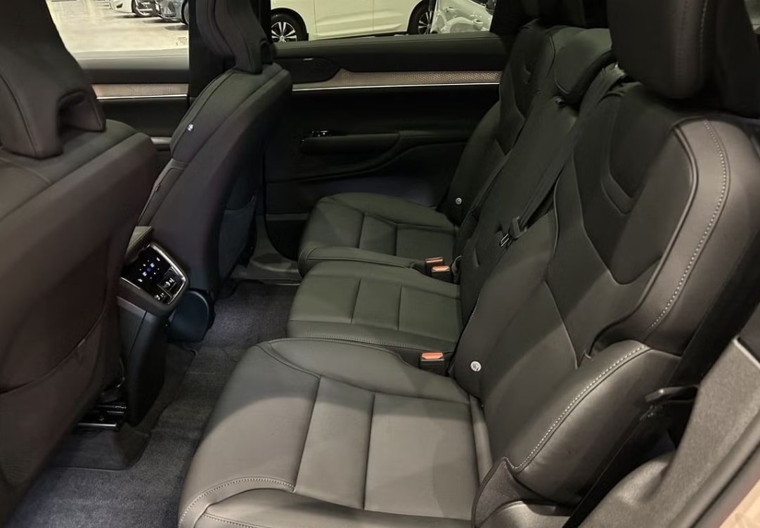 VOLVO EX90 Twin 111 kWh Plus AWD, Électrique, Voiture nouvelle, Automatique - 4