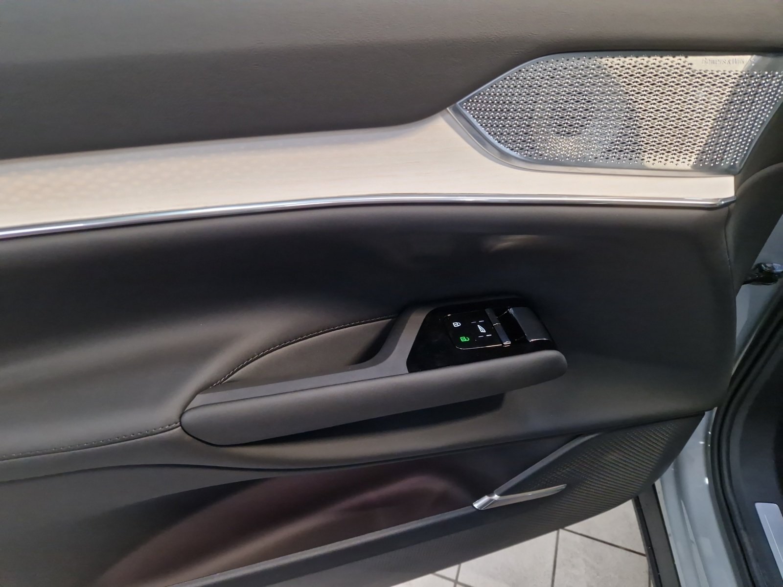 VOLVO EX90 Twin Performance Ultra AWD, Elettrica, Auto nuove, Automatico - 5