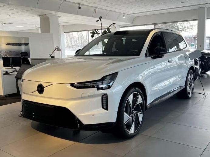 VOLVO EX90 Twin Performance 111 kWh Ultra AWD - 7 Sitzer, Electric, New car, Automatic