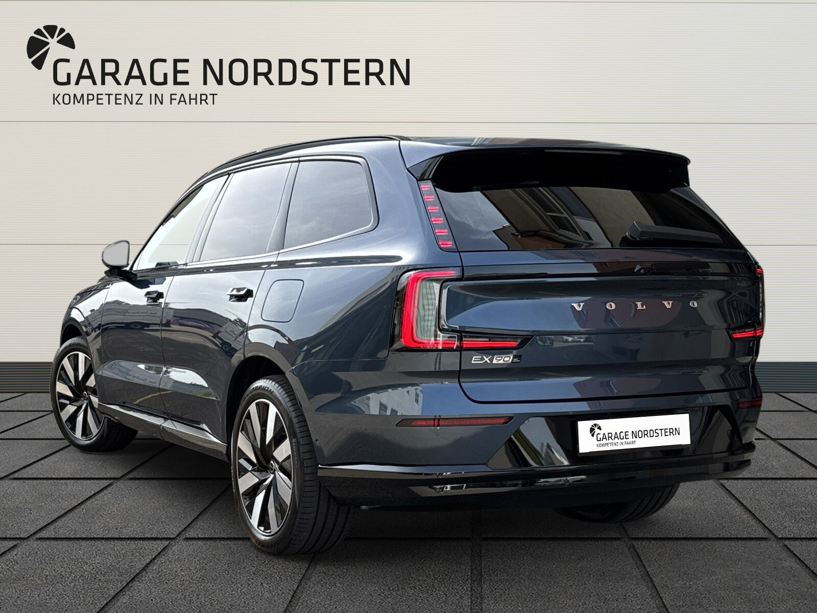 VOLVO EX90 Twin Ultra  6P. AWD, Elettrica, Auto nuove, Automatico - 3