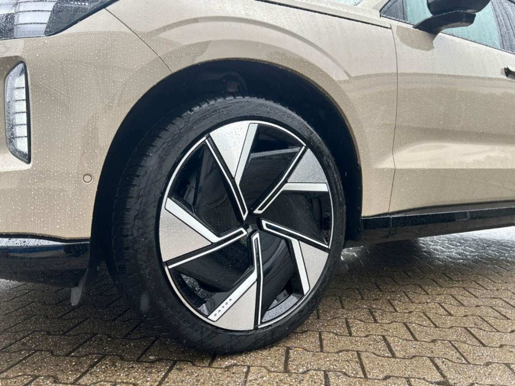 VOLVO Twin Ultra AWD, Elektro, Occasion / Gebraucht, Automatik - 5