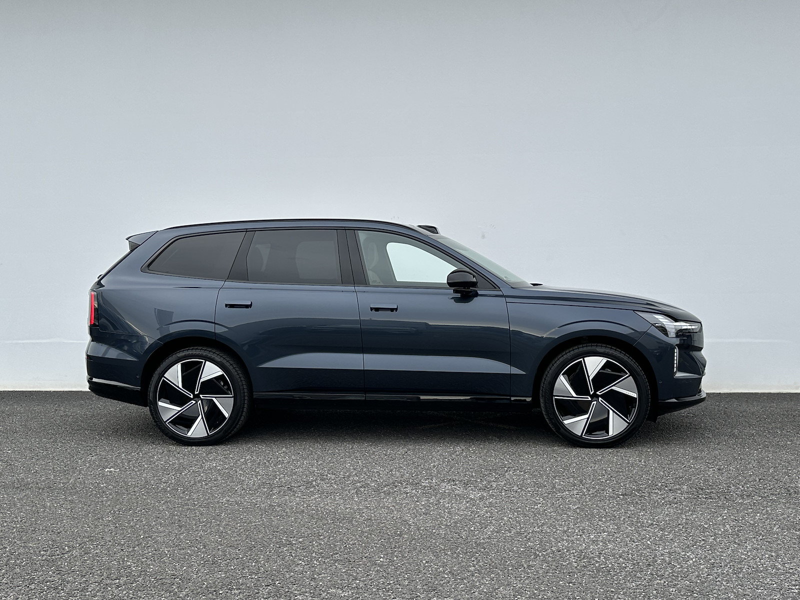 VOLVO EX90 Twin Ultra AWD, Électrique, Occasion / Utilisé, Automatique - 4