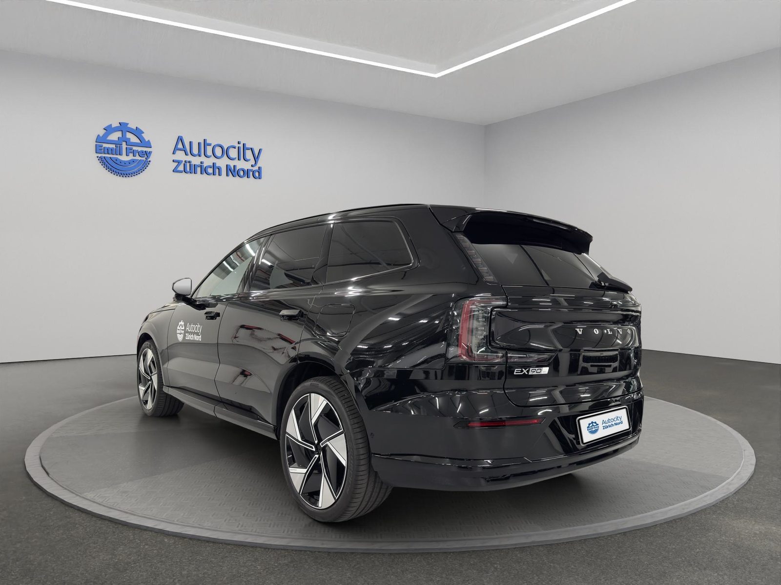 VOLVO EX90 Twin Performance Ultra AWD, Electric, Ex-demonstrator, Automatic - 3