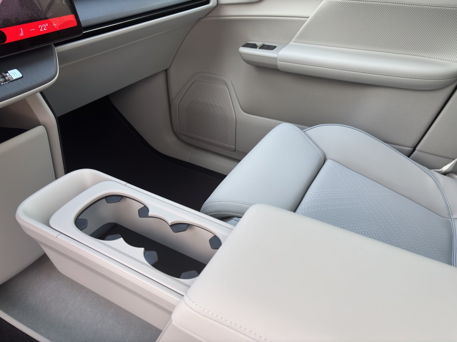 VOLVO EX60 Twin Ultra AWD, Elektro, Neuwagen, Automatik - 2