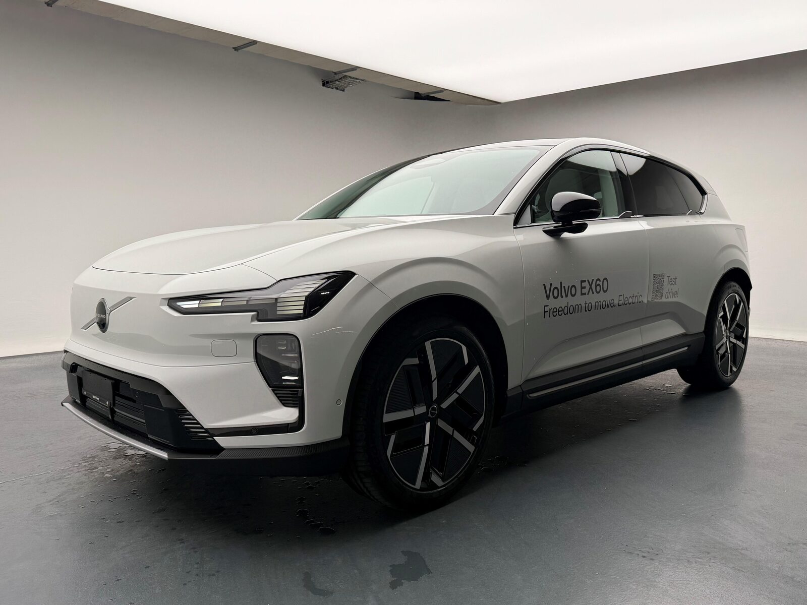 VOLVO EX60 Twin Ultra AWD, Elektro, Vorführwagen, Automatik - 2