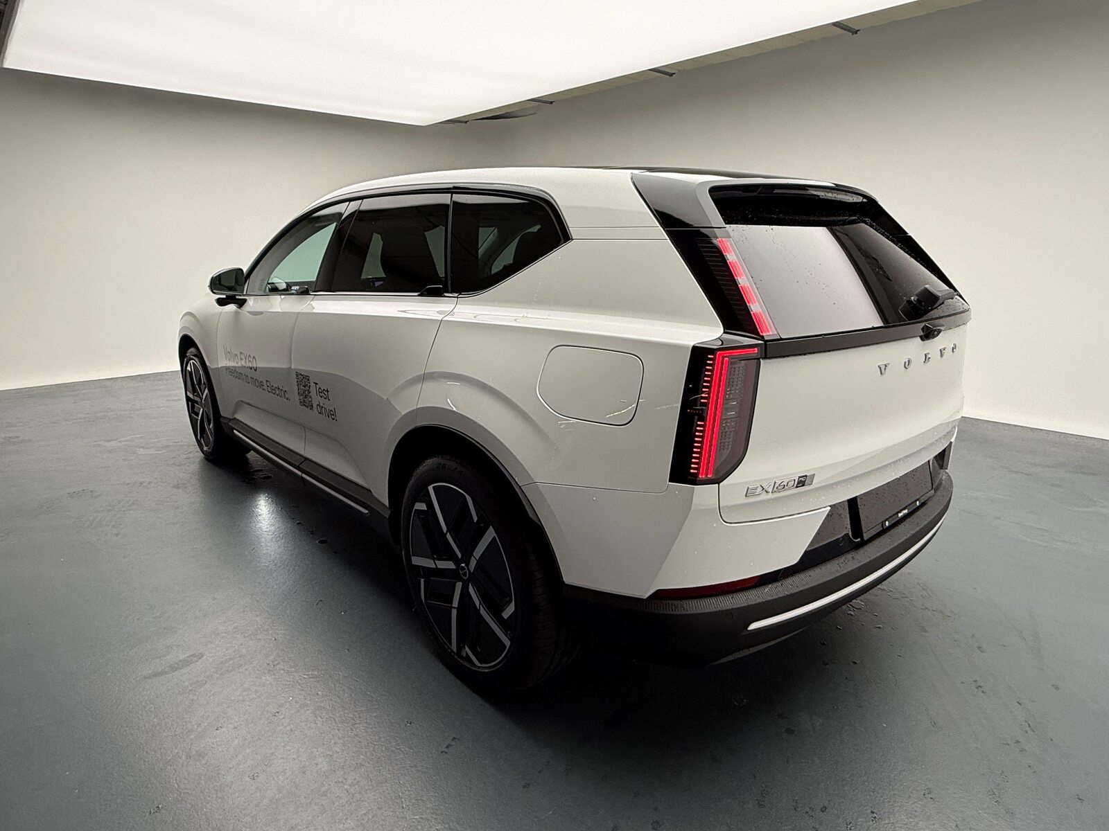 VOLVO EX60 Twin Ultra AWD, Elektro, Vorführwagen, Automatik - 4