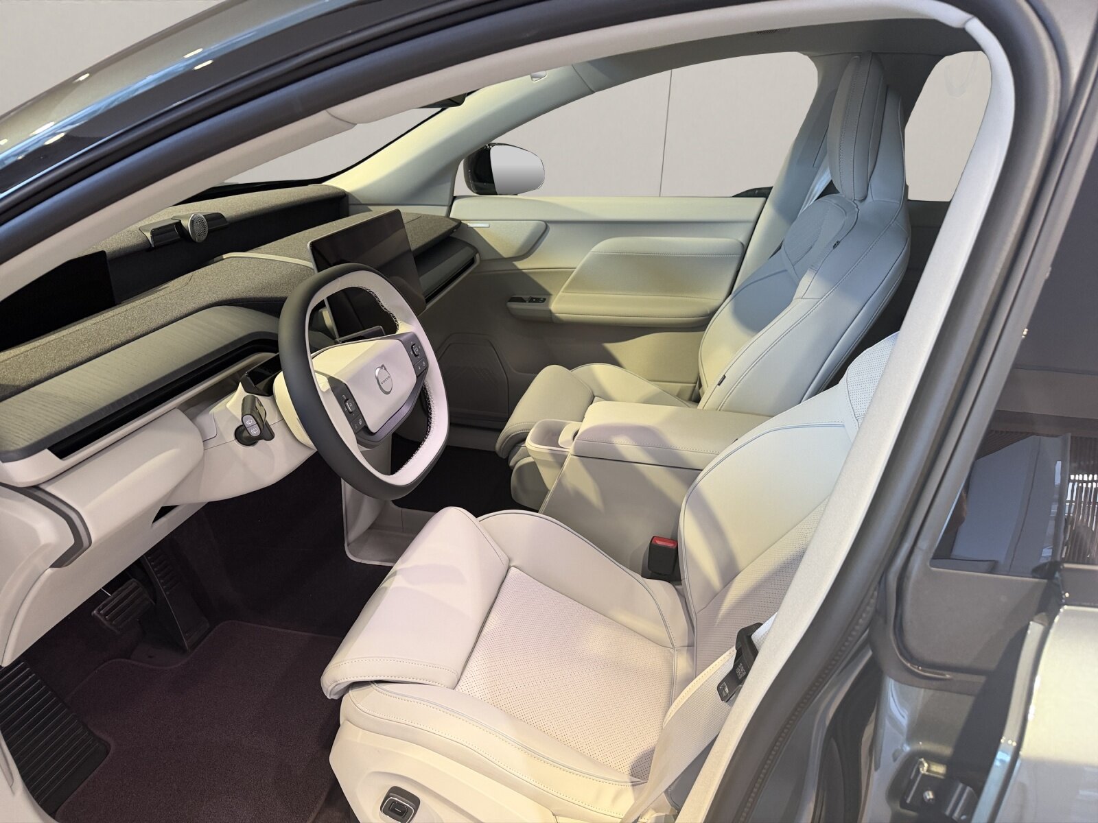 VOLVO EX60 Twin Ultra AWD, Electric, Ex-demonstrator, Automatic - 5